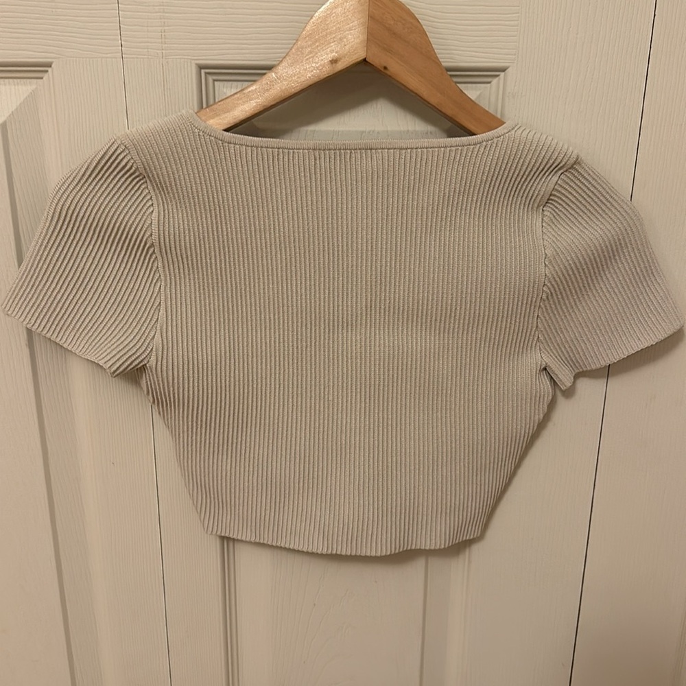 Aritzia Babaton sculpt knit square neck crop top size small - Picture 7 of 7